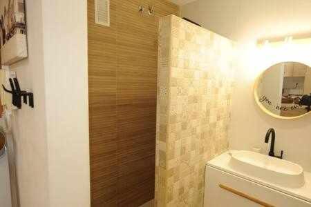 شقة Encantador Apartamento Frente A La Playa Victoria كاديز المظهر الخارجي الصورة